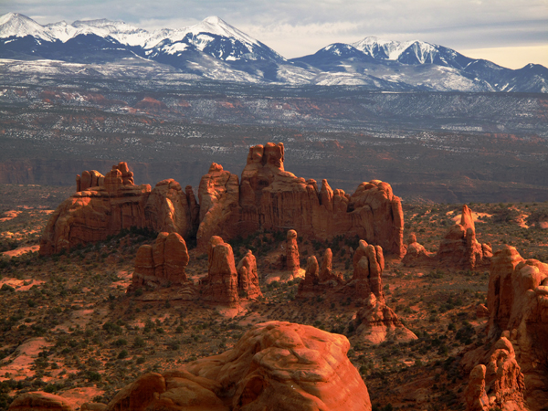 Name:  Arches - Elephant&.jpg
Views: 1721
Size:  343.9 KB