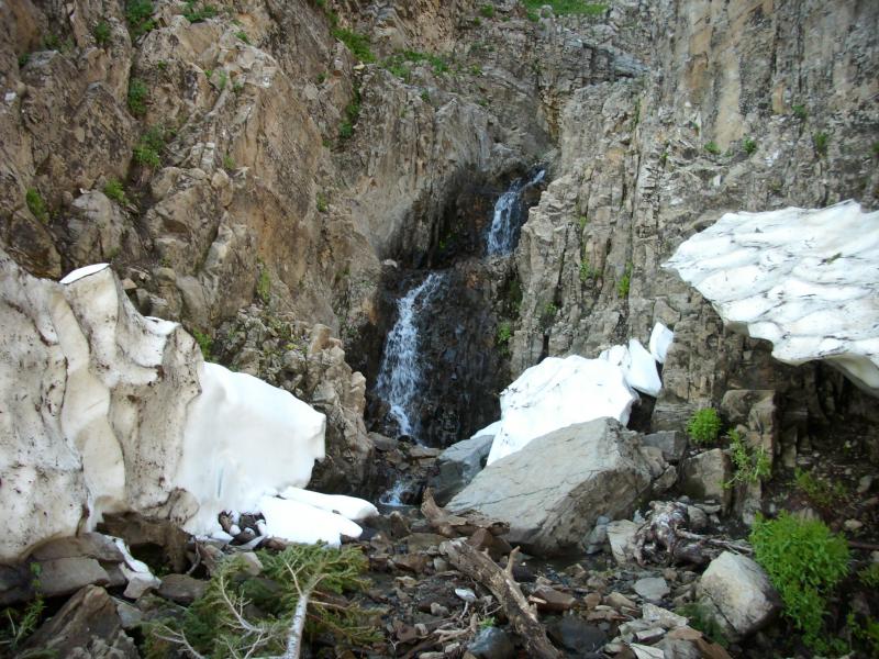 Name:  one of many wate&#114.jpg
Views: 1125
Size:  109.9 KB
