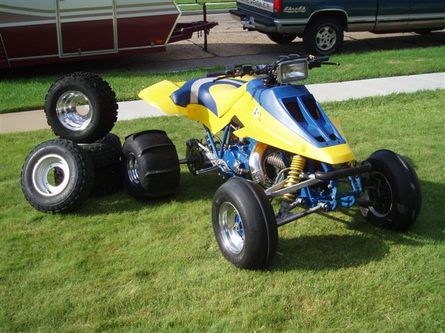 Suzuki lt500
