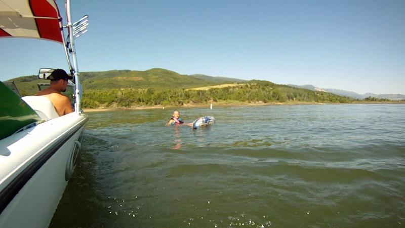 Name:  vlcsnap-2012-07-07-22h57m14s247.jpg
Views: 370
Size:  40.7 KB