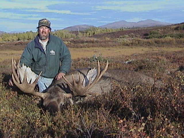 Name:  les with moose 3.jpg
Views: 1807
Size:  93.3 KB