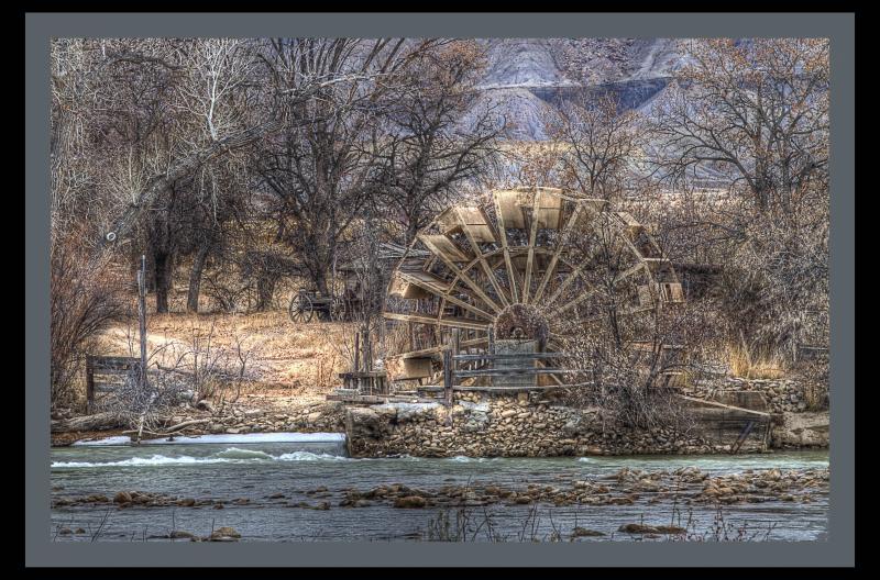 Name:  Green_River_WaterwheelSmall.jpg
Views: 1355
Size:  114.6 KB