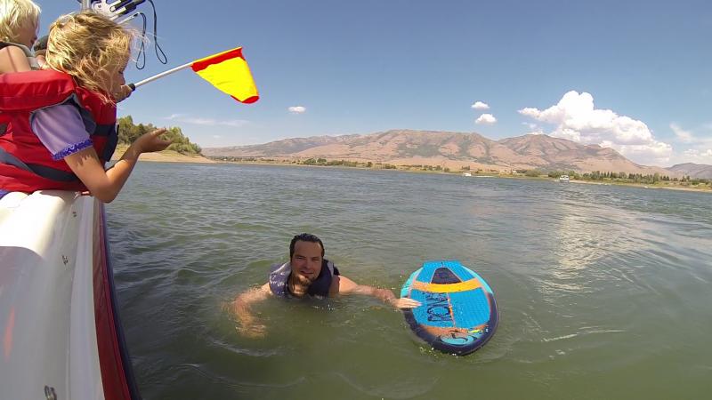 Name:  vlcsnap-2013-08-18-22h46m51s175.jpg
Views: 448
Size:  46.8 KB
