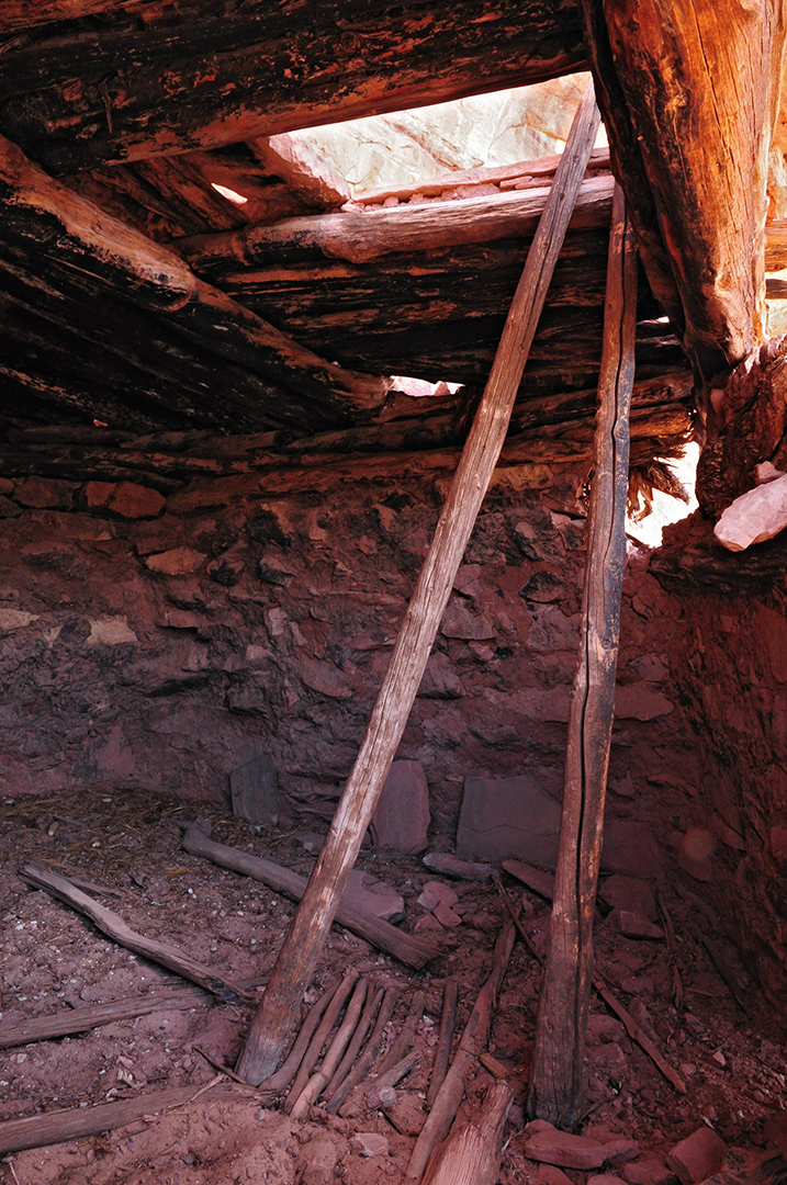 Name:  Broken ladder.jpg
Views: 653
Size:  877.8 KB