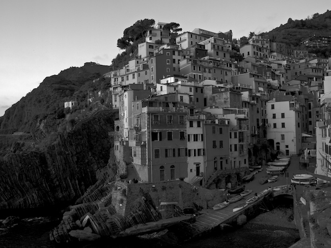 Name:  riomaggiore suns&#.jpg
Views: 536
Size:  139.8 KB