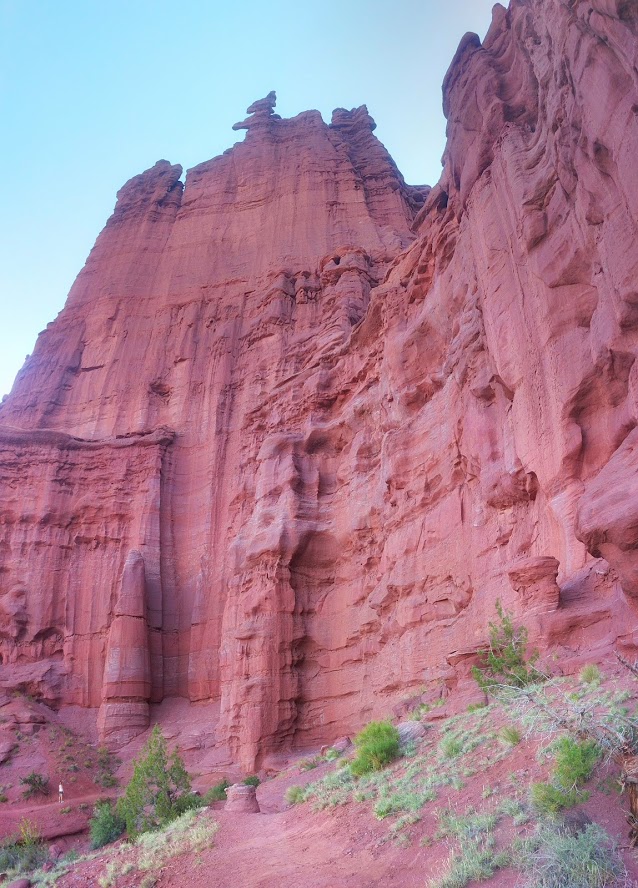 Name:  fisher towers2.jpg
Views: 278
Size:  188.2 KB