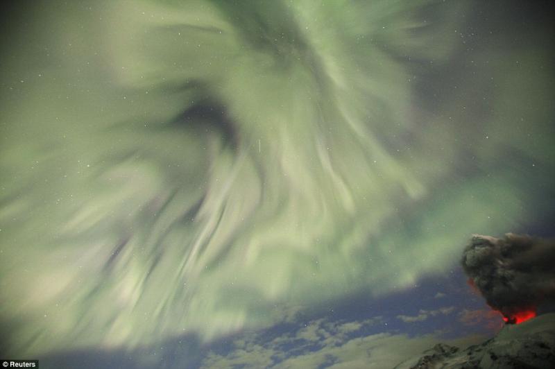 Name:  aurora borealis a&.jpg
Views: 602
Size:  30.9 KB