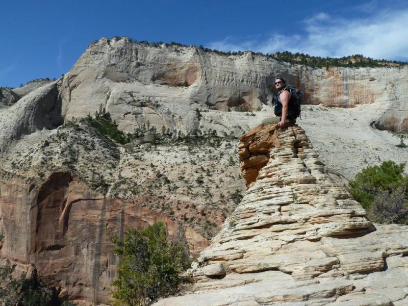 Name:  Angels Landing.jpg
Views: 1818
Size:  102.6 KB