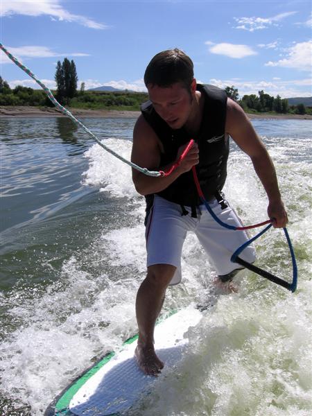 wake surfing (23).JPG