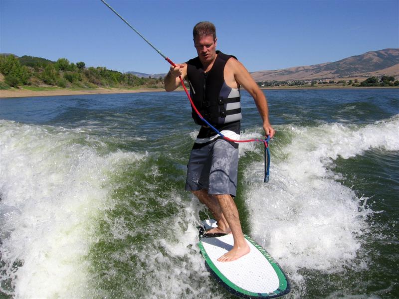 wake surfing (2).JPG