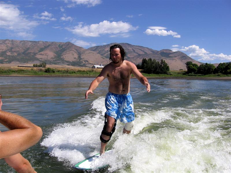 wake surfing (6).JPG